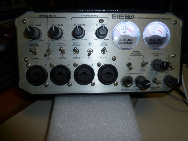 Akai Eie pro interface