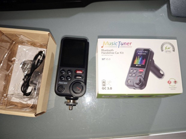 Akai FMT-90BT Music Tuner bluetooth autórádió FM transzmitter