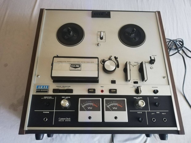 Akai Gx-220D tipus szalagos magndeck elad!!!