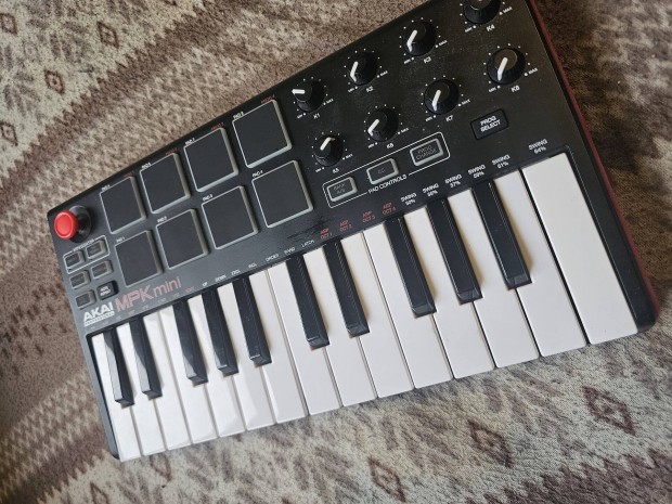 Akai MPK mini