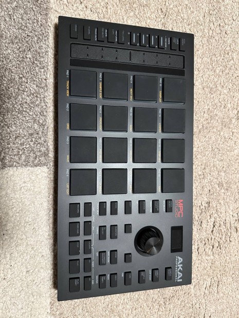 Akai Pro MPC Studio 2 (groove box)