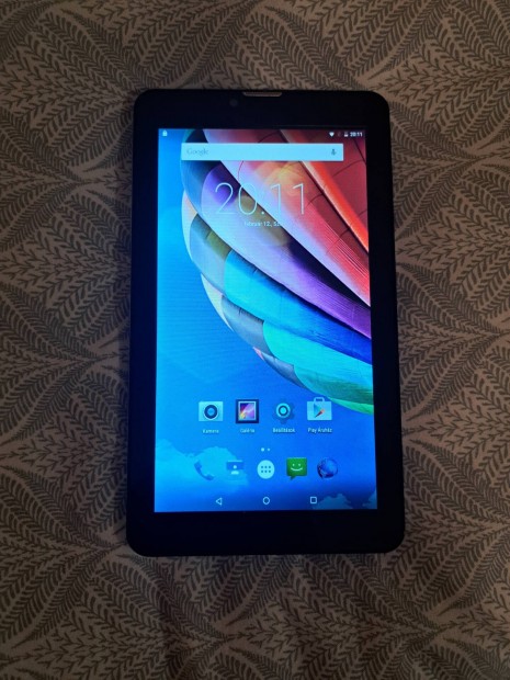 Akai Tablet 8GB Sim krtya+Wifis