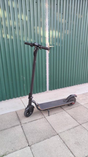 Akai f10 elektromos roller