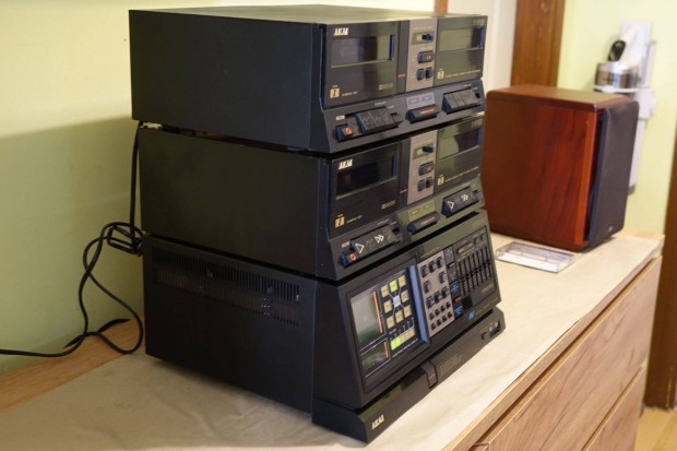 Akai hifi torony retro