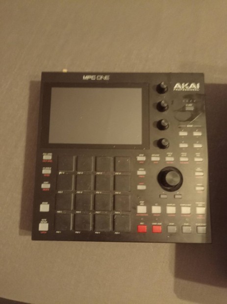 Akai mpc one 