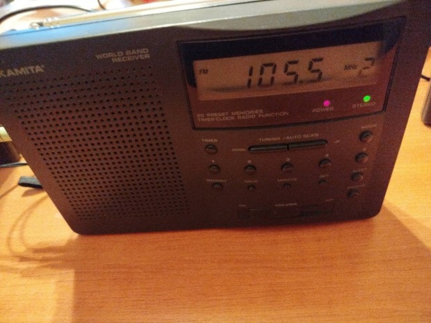 Akamita vilagvevo stereo radio