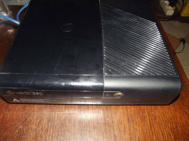 Akci 2. Xbox 360 500 Gb Gp + Tartozkok + 198 Db Cscs Jtk :