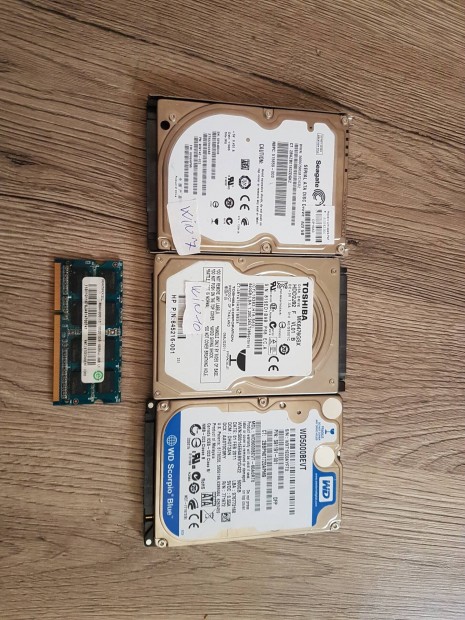 Akci Laptop HDD -K s Memoria elad Pcsett 