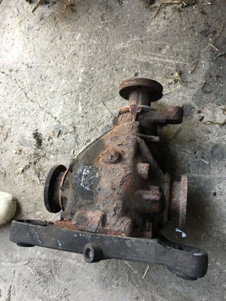 Akci! BMW e39 535 V8 benzin hts difi