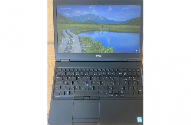 Akció! Dell Latitude 5590 Nagyképernyős, új állapotú, i5, 16Gb