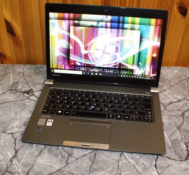 Akci! rintkijelzs Extra vkony Toshiba Ultrabook