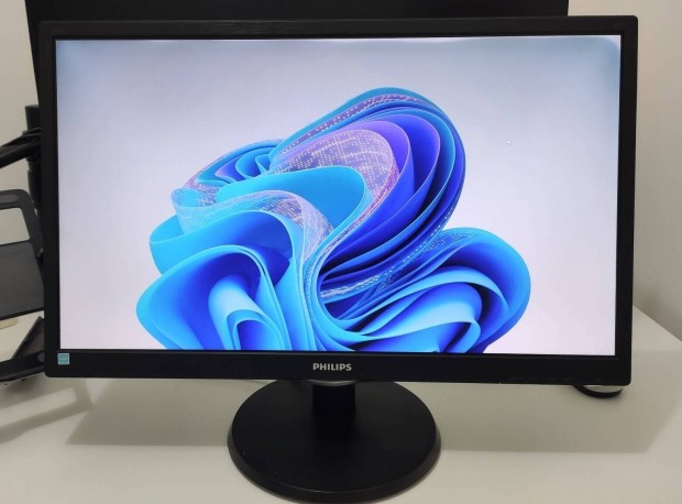 Akci! Philips 243V5L monitor - pici kpernyhiba