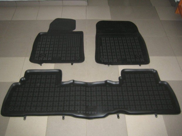 Akci�! Toyota Land Cruiser 200 2008- M�retpontos Peremes L�bt�lca