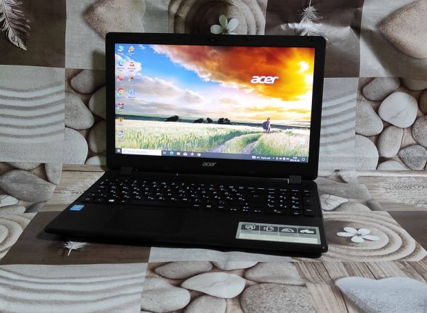 Akci!!! Acer Aspire Laptop! i5 4210u 180gb SSD-vel Win10-el!