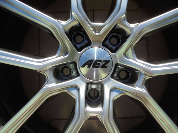 Akció !!! Aez 5 x 120-as vadi új alufelni eladó