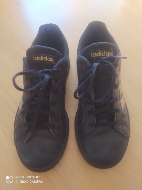 Akci hsz szzalkkal olcsbb ! Adidas fekete br cip,36,5 