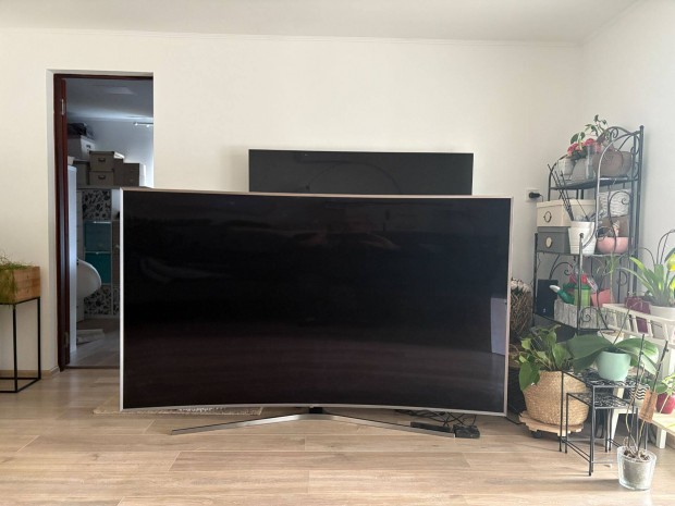 Akciós Samsung TV - 223 cm Ívelt képernyő - Igazi Ritkaság