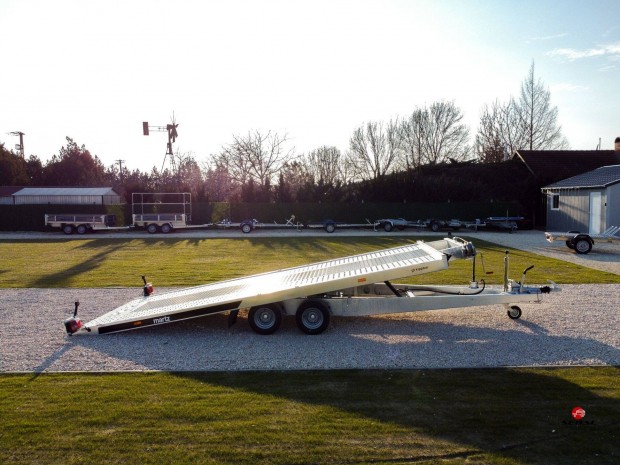 Akciós új Prémium Martz GT 480 autószállító csak 2.690.000 Ft