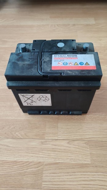 Akkumultor 12V 60AH 640A Start-Stop