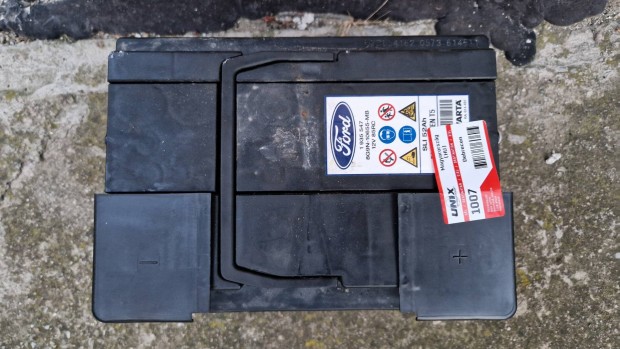 Akkumultor 52Ah 500A 12V