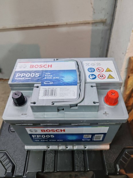 Akkumulátor Bosch PP 005 12V 63Ah 610A újszerű hibátlan
