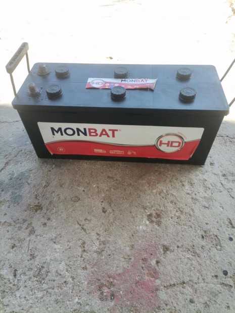 Akkumultor Monbat 155ah 950A elad