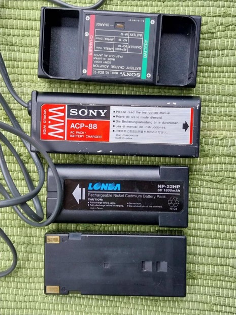 Akkumulátor és töltő állomás Sony videó kamerához