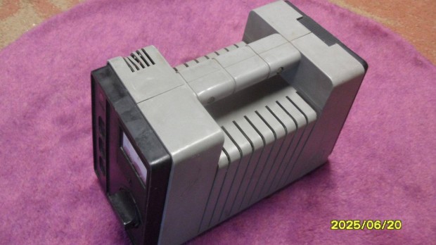 Akkumulátor töltő,6 ill.12V, kedvező áron