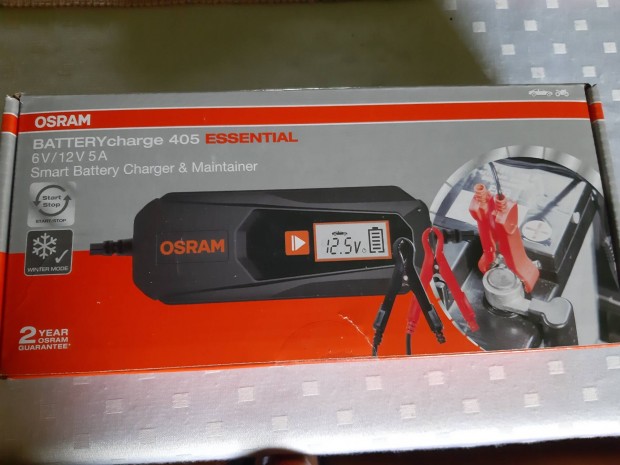 Akkumul�tor t�lt�.