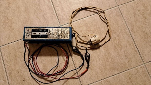 Akkumultor tlt, Akku tlt, Akkutlt, Akkumultor, Tlt