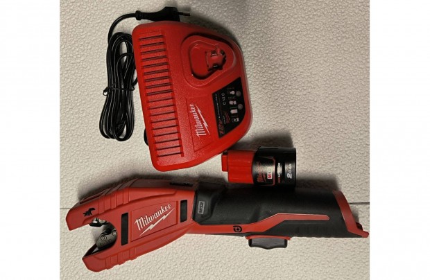 Akkus Csvg Milwaukee M12 C12 PC 12V 2Ah akkumultor + tlt