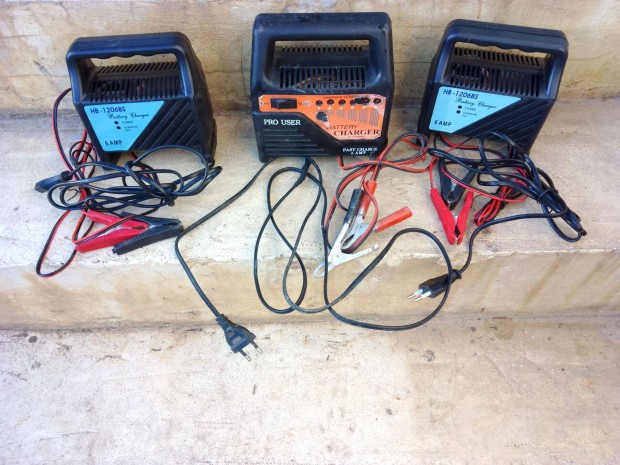 Akkutlt 6-12 V-os kitn llapotban elad