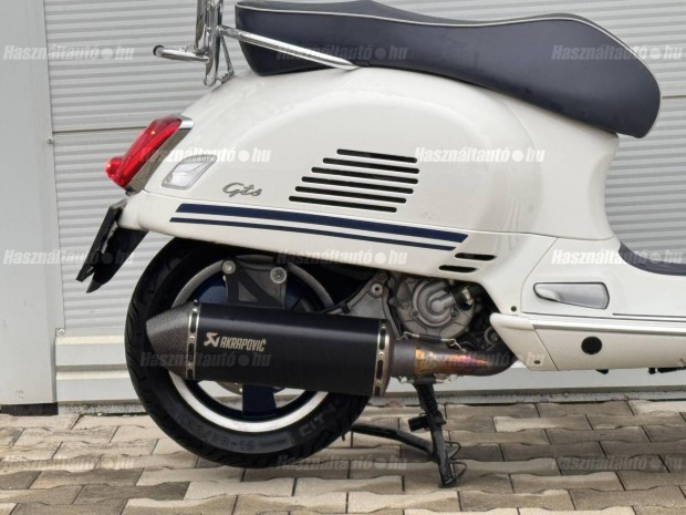 Akrapovic kipufogó Vespa robogóhoz, GT, GTS, 200, 250, 300