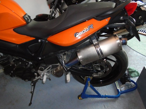 Akrapovic kipufog dob elad