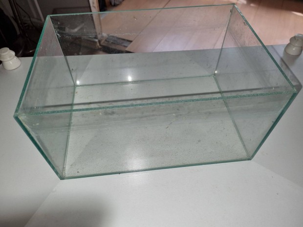 Akvárium halaknak, növényeknek 32 x 22 x 16,5