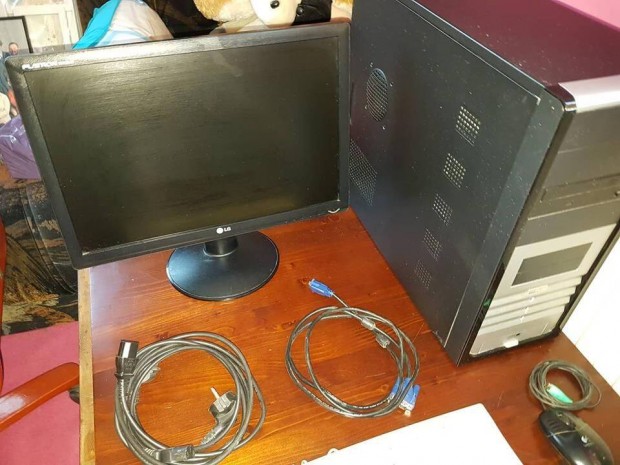 Alap számítógép szett (LG monitor gépház kábelek billenytyűzet egér)