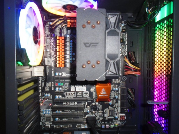 Alaplap : Biostar tz77xe4 + Processzor : i7-3770 +RGB Ht