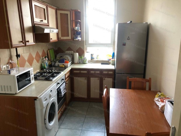 Alb�rlet a belv�rosban