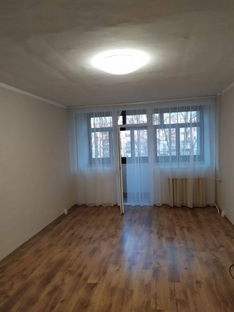 Alb�rlet azonnal P�cs Kertv�ros