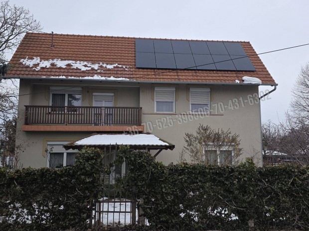 Albertirs�n napelemes, szaun�s ig�nyes k�tgener�ci�s csal�dif�szek ela