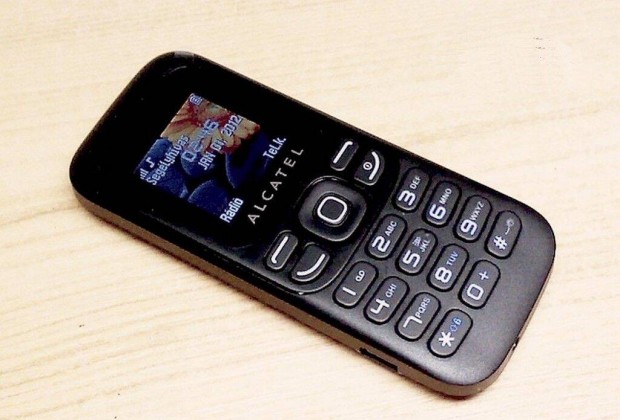 Alcatel OT-232 Vodafone Mobiltelefon Black Edition, j llapot, eredet