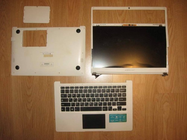 Alcor Snugbook Q1411/Q1421 Laptop Notebook Tablet Alkatrsznek Bonts