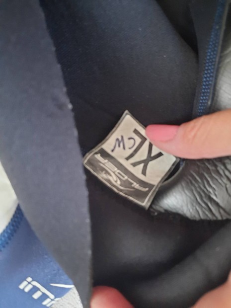 Alder gyerek XL neoprén úszóruha, szörfruha