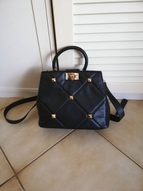 Aldo fekete k�zi �s v�ll t�ska 