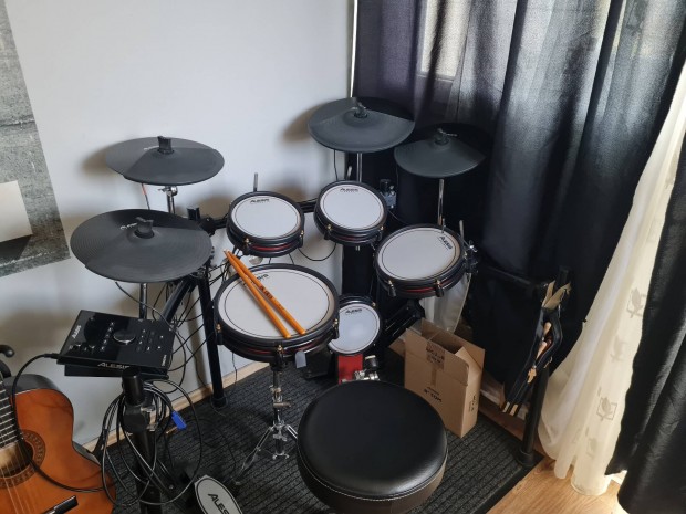 Alesis Crimson II SE