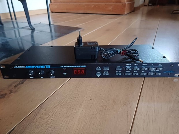 Alesis Midiverb III