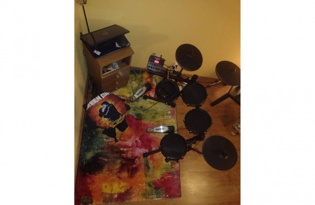 Alesis Turbo Mesh Kit Black elektromos dob felszerelés 3 hó Garancia