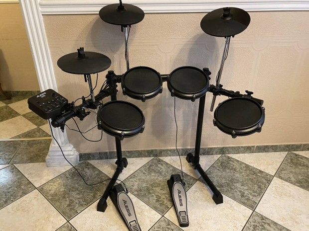 Alesis Turbo jszer hlbrs elektromos dob