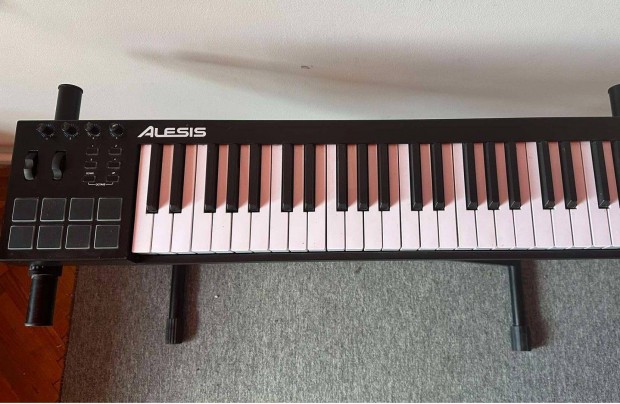 Alesis midi v44 keyboard llvnnyal