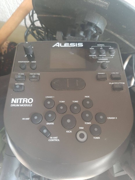 Alesis nitro elektromos dobszerk